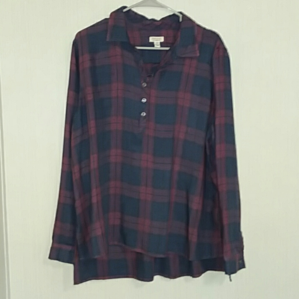 Womens Weatherproof Vintage Plaid 1/4 Button down